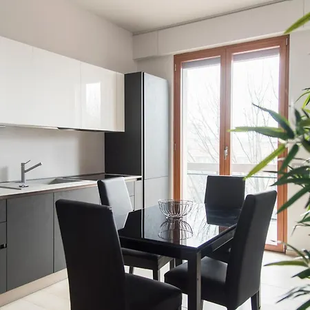 Youhosty - Inganni 74 Apartment