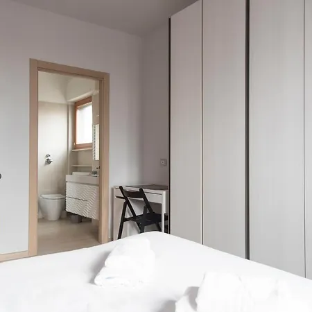 Youhosty - Inganni 74 * Mailand